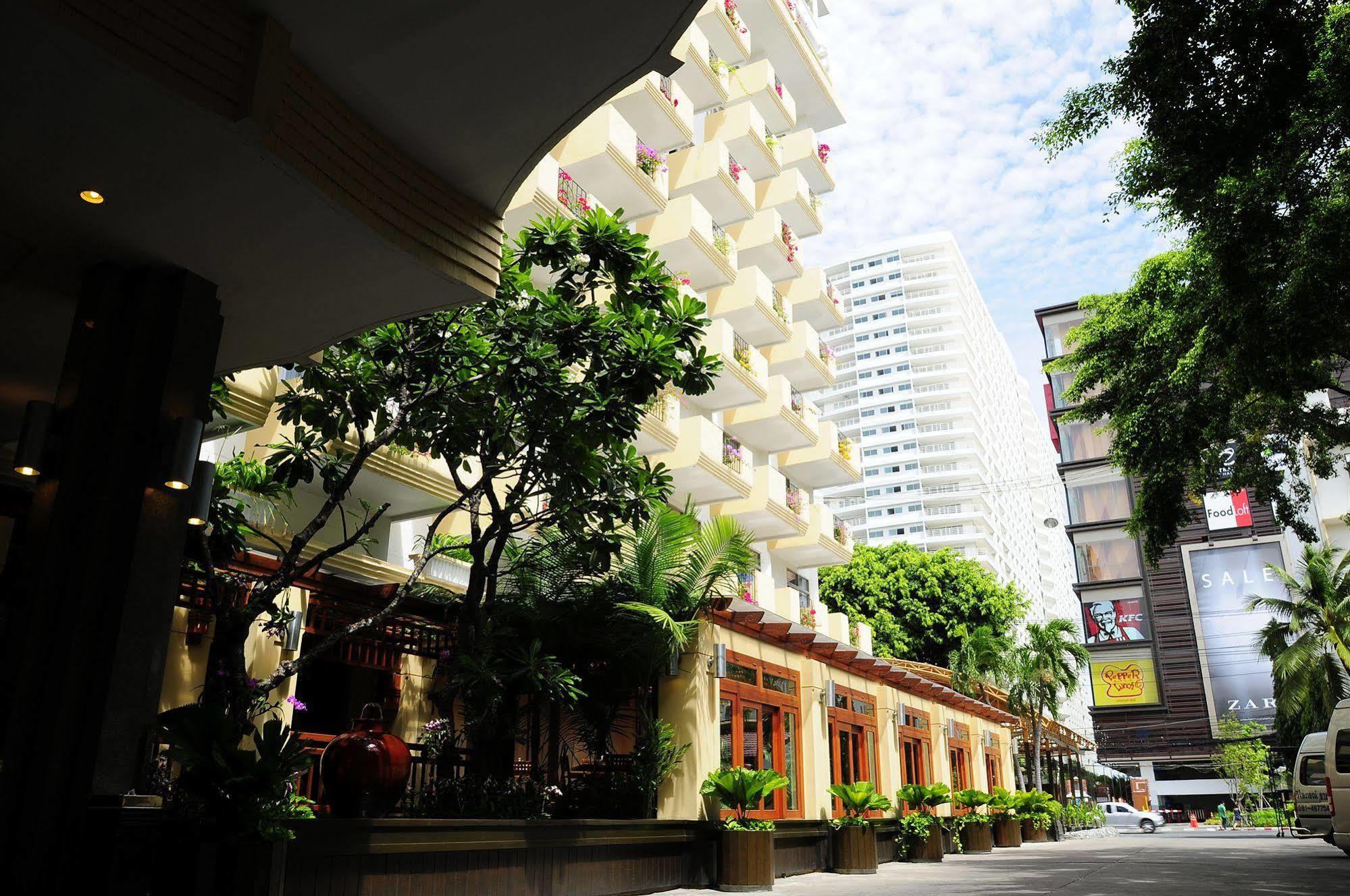 โกลเด้นบีชโฮเทล พัทยา โรงแรม 3*