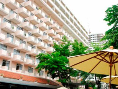 โรงแรม โกลเด้นบีชโฮเทล พัทยา